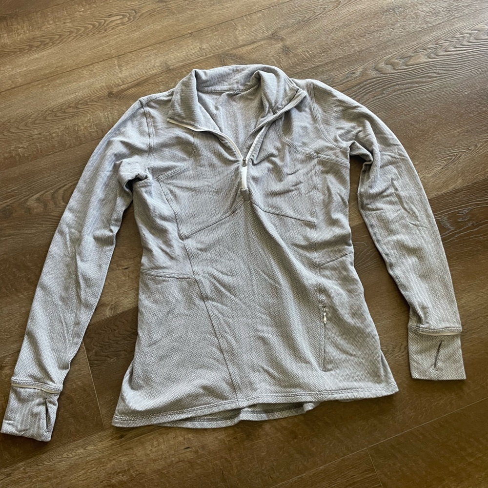 Lululemon Gray Herringbone Quarter-Zip Jacket in Size 10